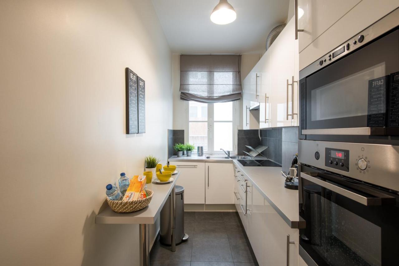 2 BR Appartement Near Tour Eiffel&Trocadéro Parigi Esterno foto